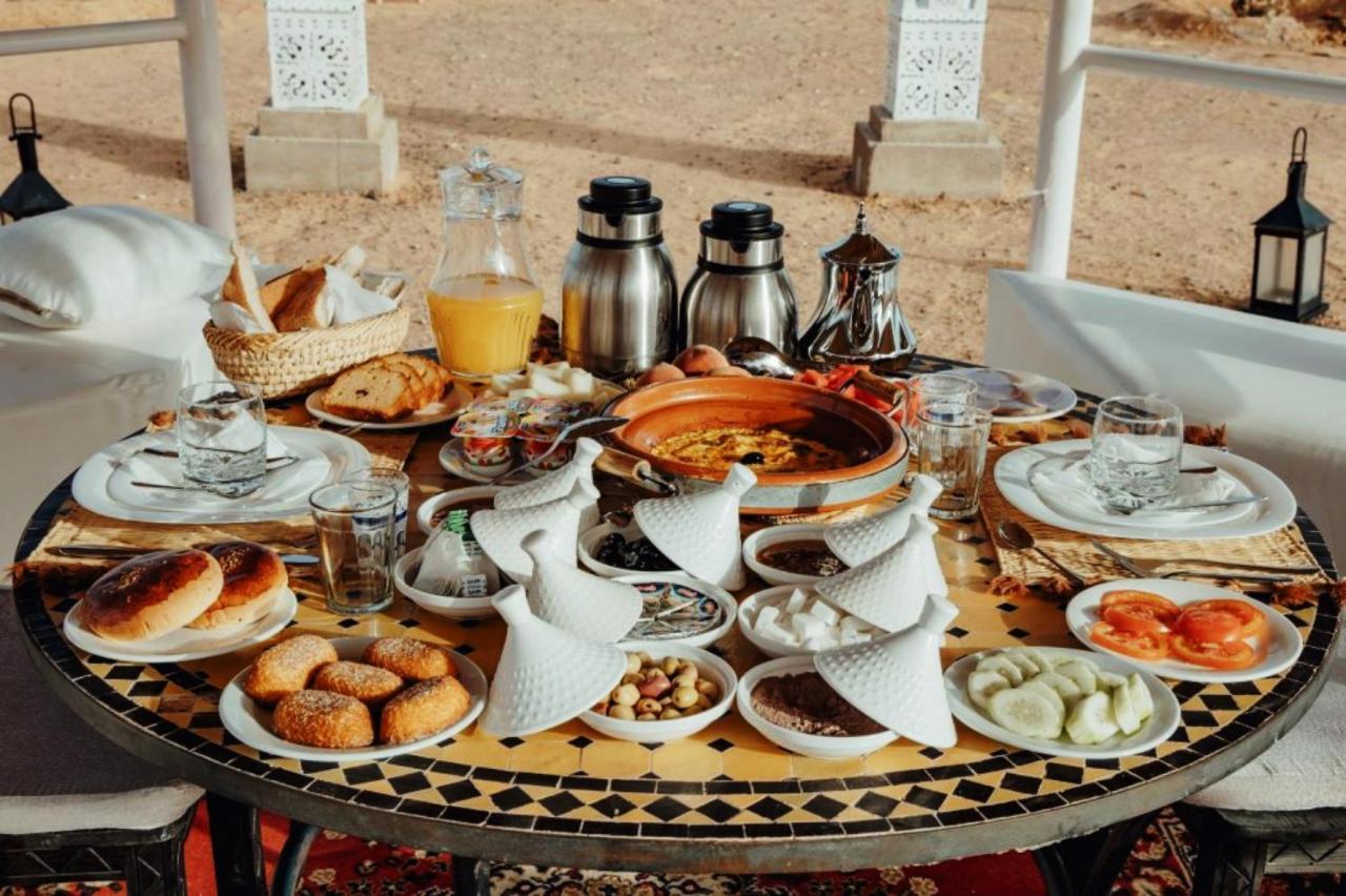 Sky View Camp Hotel Merzouga Exterior photo